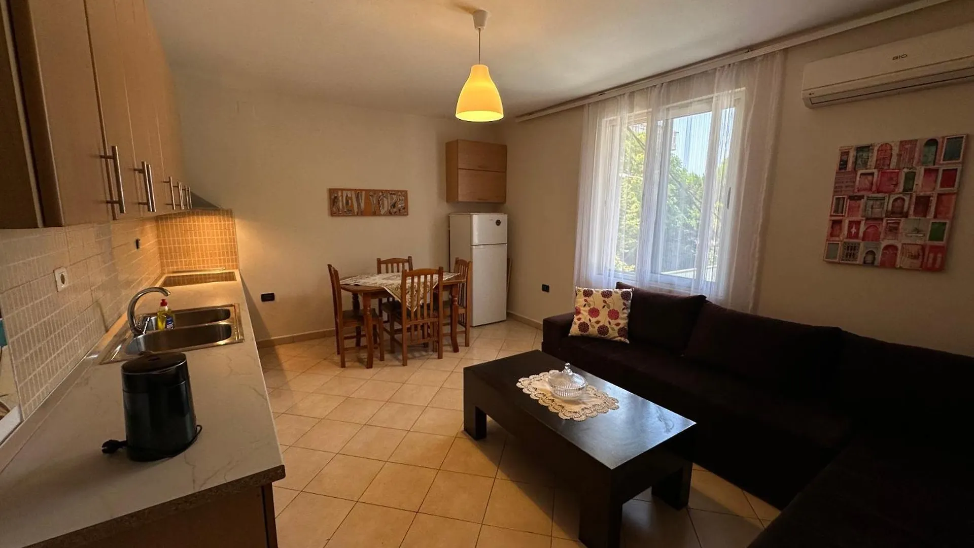Homestay Deny'S Apartment Tirana Albania